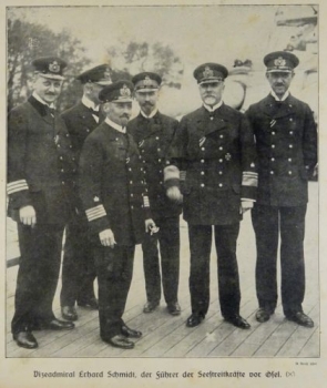 1917 - alter Druck - Vizeadmiral Erhard Schmidt, der Führer der Seestreitkräfte vor Ösel